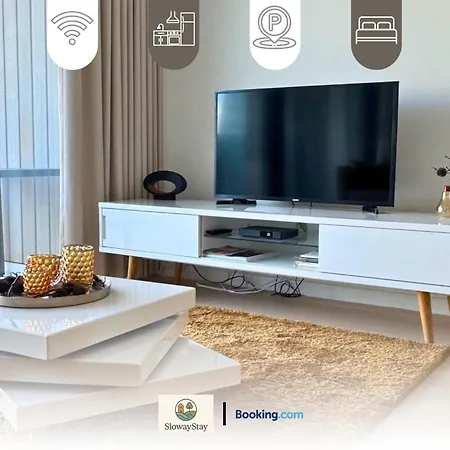 Sea View 1 Bedroom Flat With Pool - Ideal For Couples & Families By Slowaystay & Short Term Апартаменты Остенде