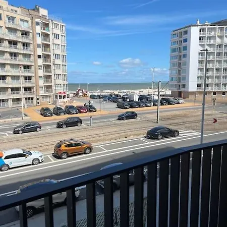 Elegant One Bedroom Apartment With Sea Views & Pool By Slowaystay Serviced Accommodation & Short Lets Oostende Apartment
